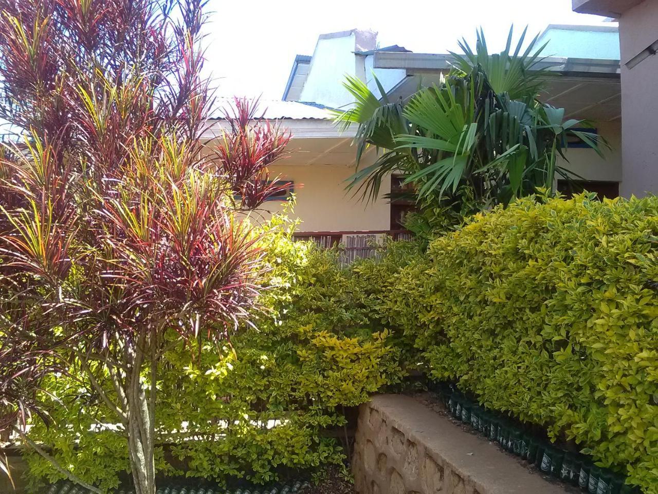 Gloria Motel Cyangugu Esterno foto