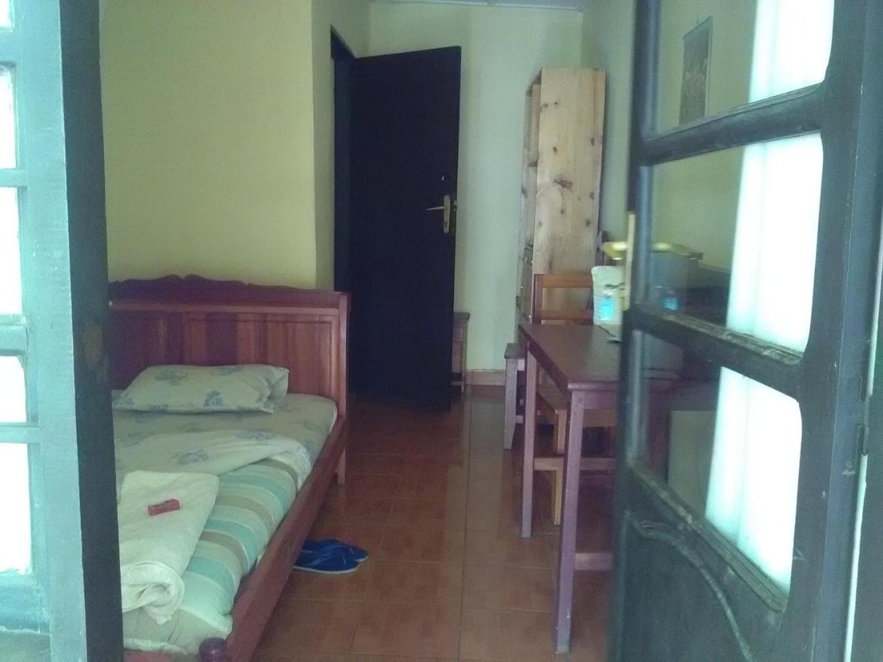 Gloria Motel Cyangugu Esterno foto