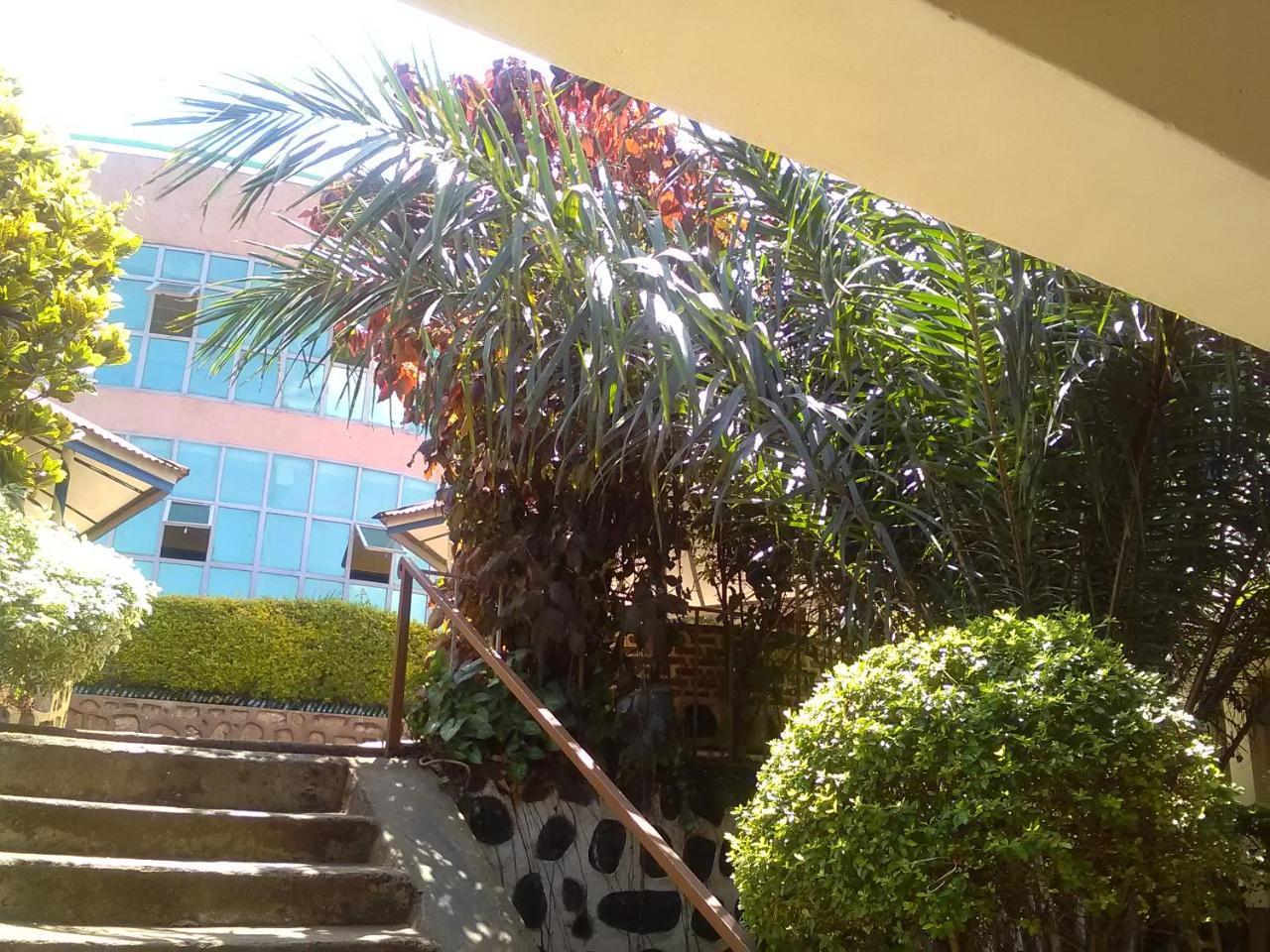 Gloria Motel Cyangugu Esterno foto