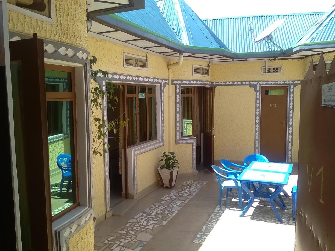 Gloria Motel Cyangugu Esterno foto